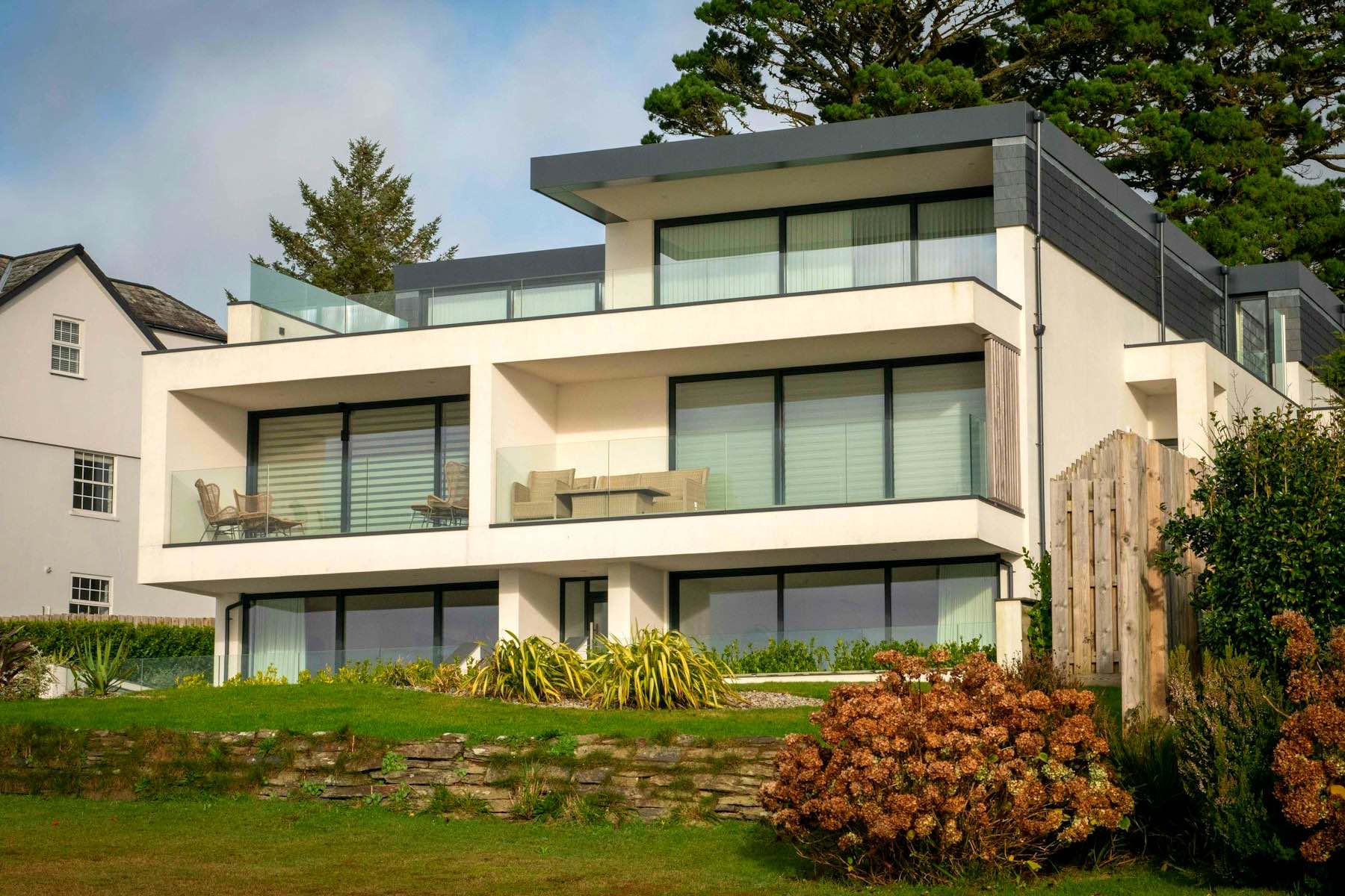 Newly built detached family house for sale in England & Wales