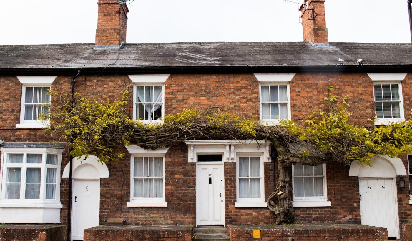 Elm Grove, Richmond, London - Sample Residential Listing - Giles Real Estates